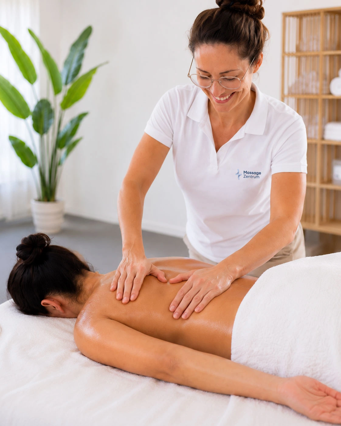 Therapeutische Massage im Massage Zentrum an der Essanestrasse in Eschen